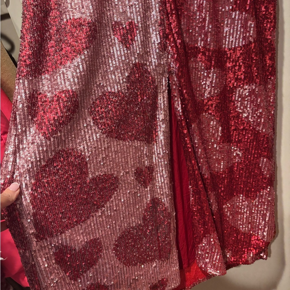 FARM Rio Pink and Red Sequin Heart Midi Dress - Picture 6 of 10